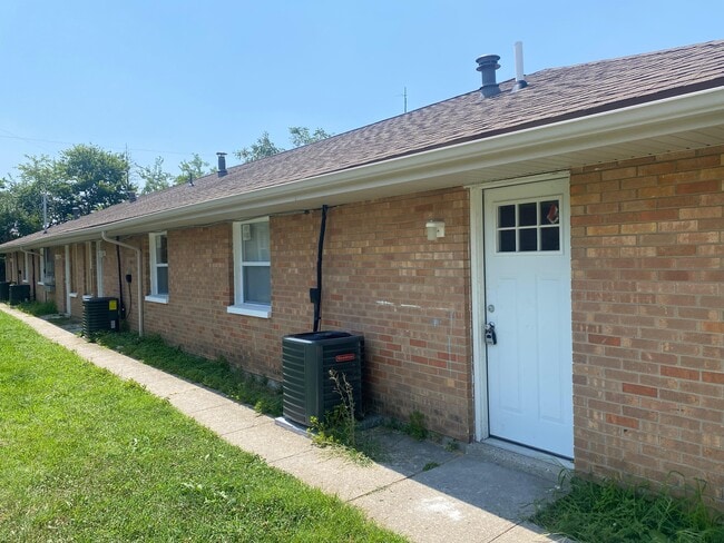 Building Photo - 220-226 S Smithville Rd Rental