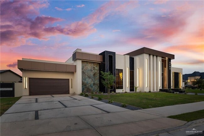 Photo - 43 Estancia Pkwy