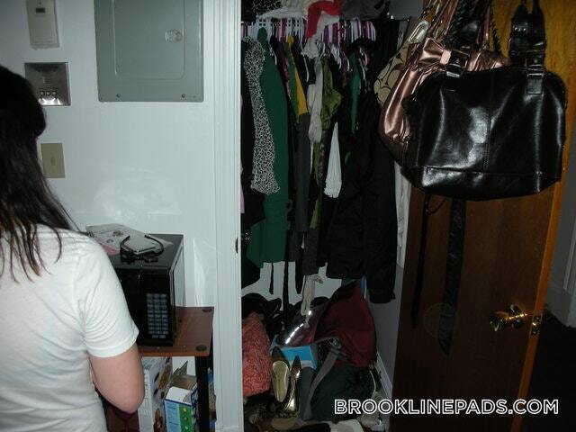 Photo - 1077 Beacon St Unidad 10