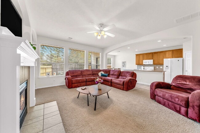 Photo - A beautifully maintained 3 bedroom, 2.5 ba... Apartamento