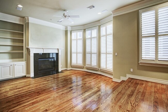 Photo - 4013 Bellefontaine Unidad C