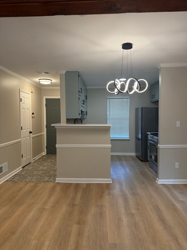 Photo - 8303 Mountain Pass