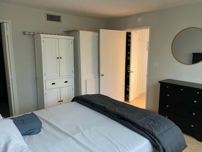 Photo - 1731 SE 15th St Unit 206