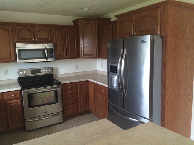 Photo - 887 Highland Park Rd