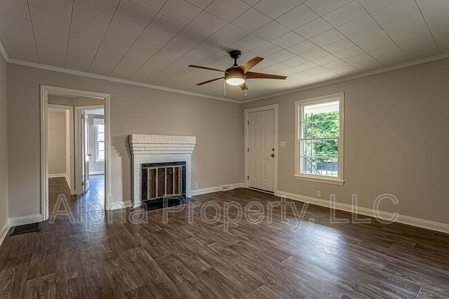 Photo - 8 Wrigley St