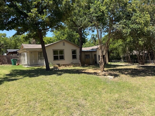 Photo - 3709 Beverly Dr