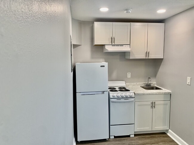 Photo - "Ground Floor Studio in Melbourne – Perfectly Efficient 300 Sq Ft Space!" Unit 2A