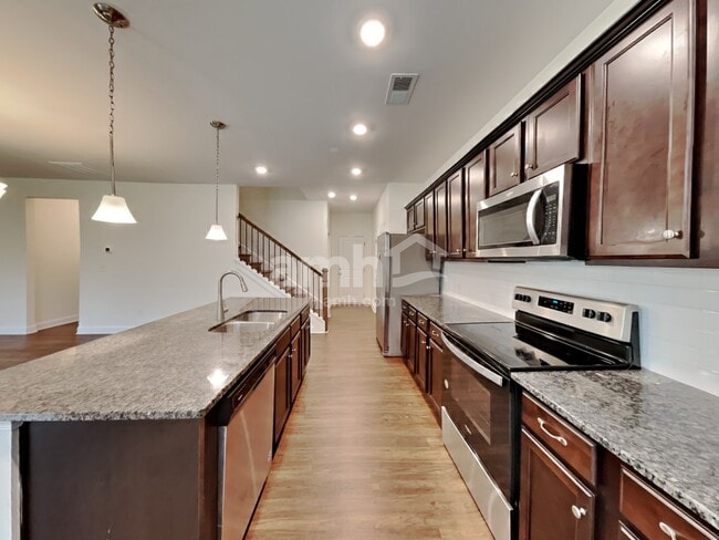 Photo - 136 Hamilton Park Dr