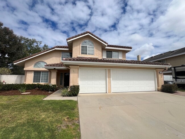 Building Photo - North Oxnard Single Family Home