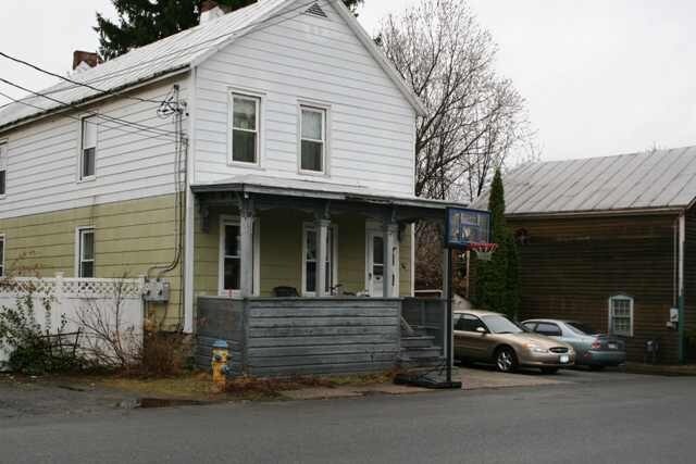 Photo - 96 Walworth St