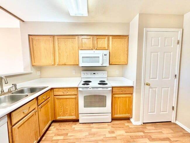 Photo - Westbury Farms 1-Bedroom