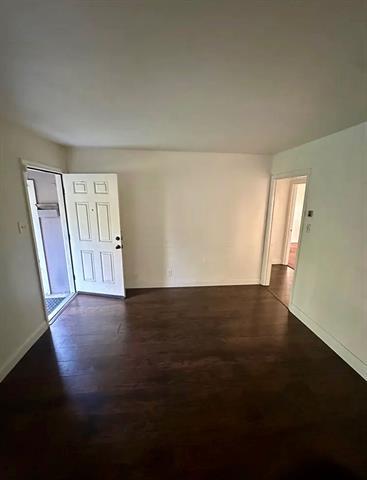 Photo - 4855 Elena St