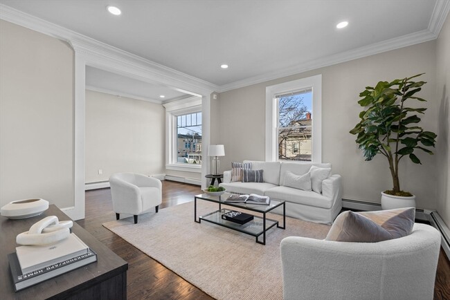 Photo - 62 Chestnut St