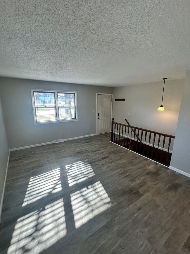 Photo - 7615 Walnut Ave Unit 7617