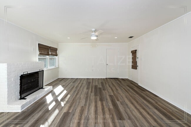 Photo - Beautifully Updated 3 Bed 2 Bath Home in D...