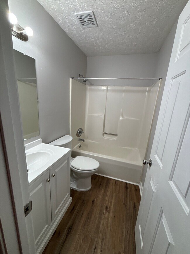 Photo - 5180 Keegan Way