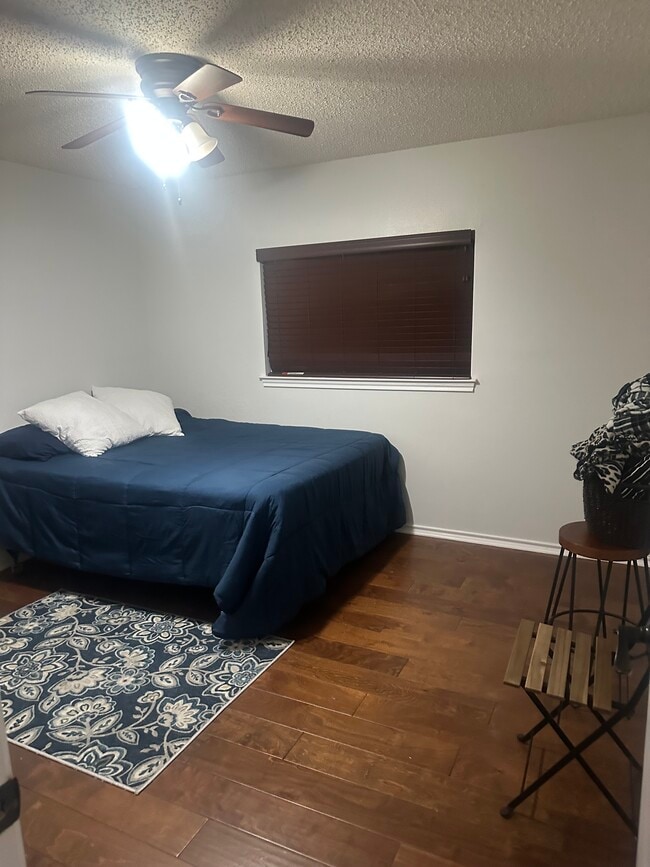 Building Photo - 6434 Maverick Oak Dr Rental