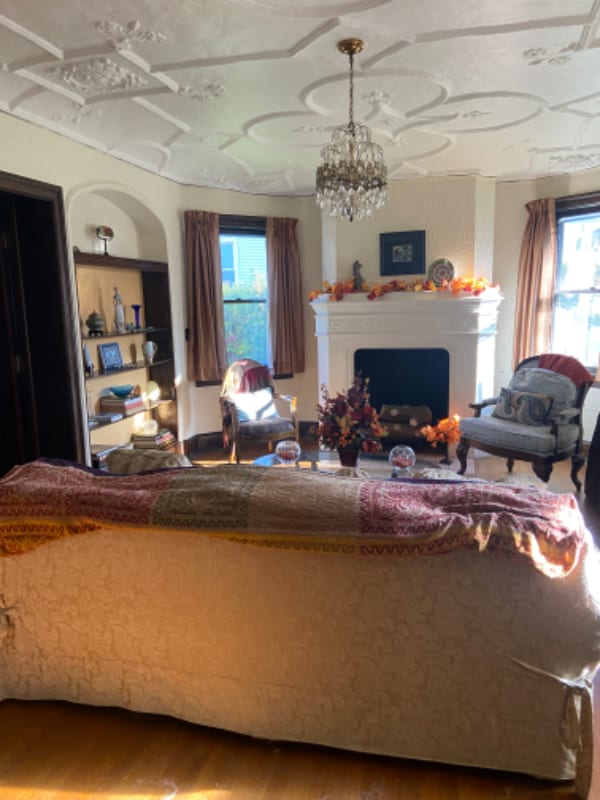 Photo - 528 W 3rd St