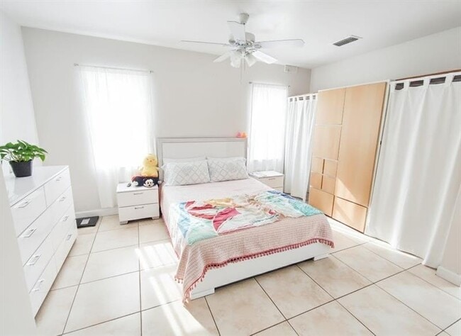 Photo - 430 S 26th Ave