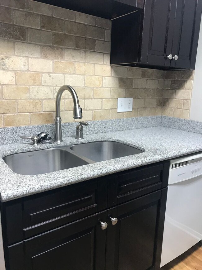1301 St John St Unit 1301 St. John Street Apt 104