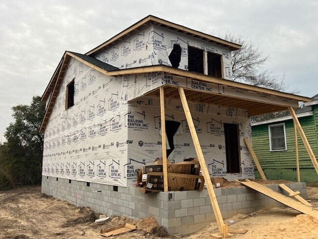 Building Photo - 1111 Tree St