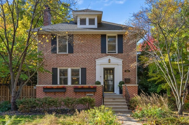 Photo - 606 Barton Ave