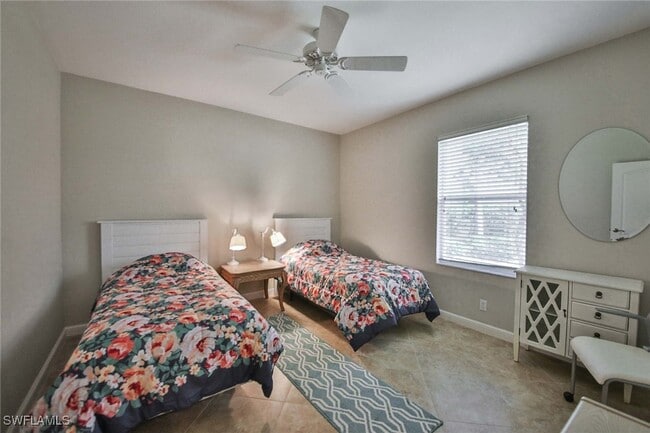 Photo - 526 Lake Louise Cir Unit 4-403