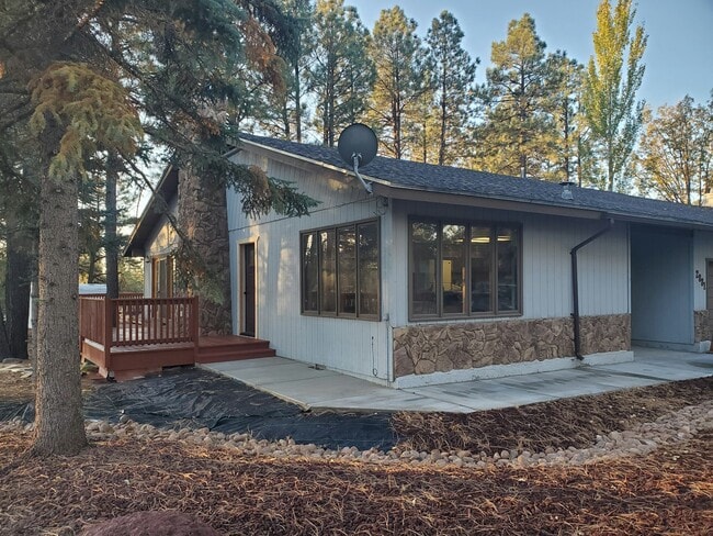 Building Photo - 2881 S 29th St Rental