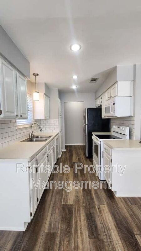 Photo - 6717 Copperwood Ct