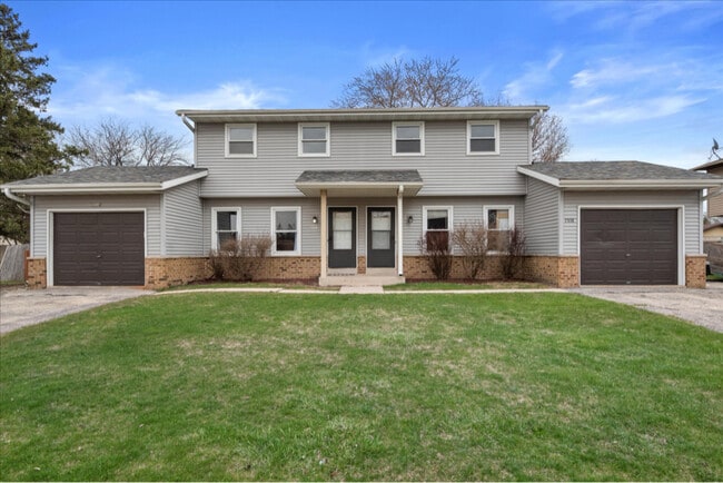 Photo - 7514 S 75th St