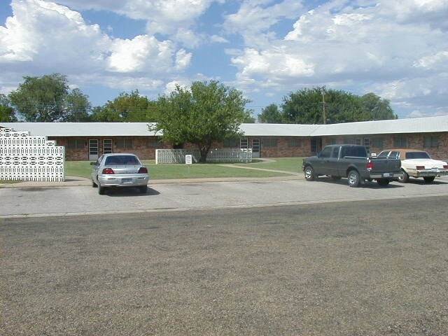 Canyon Manor - Canyon Manor Apartments