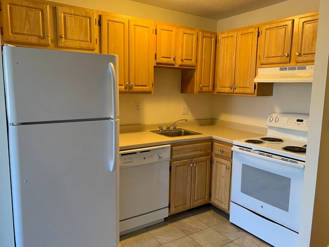 Images are representative samples of the advertised unit. Actual units shown during tours may differ - 1126 Boylston St Unit 301