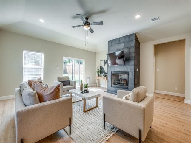 Photo - 929 S Marlborough Ave