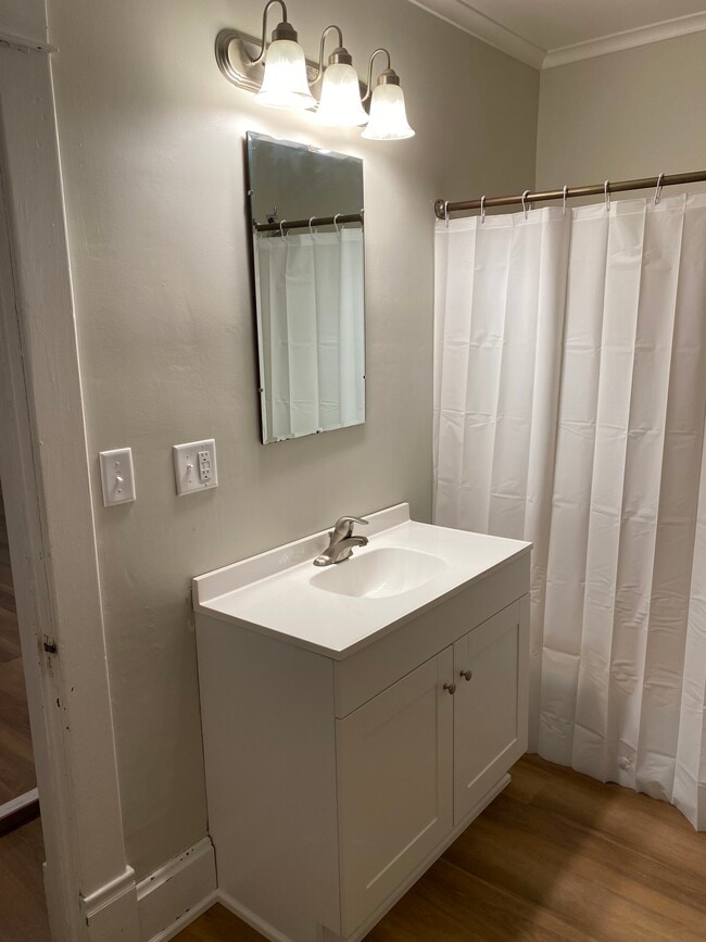 Photo - Yellow (417)