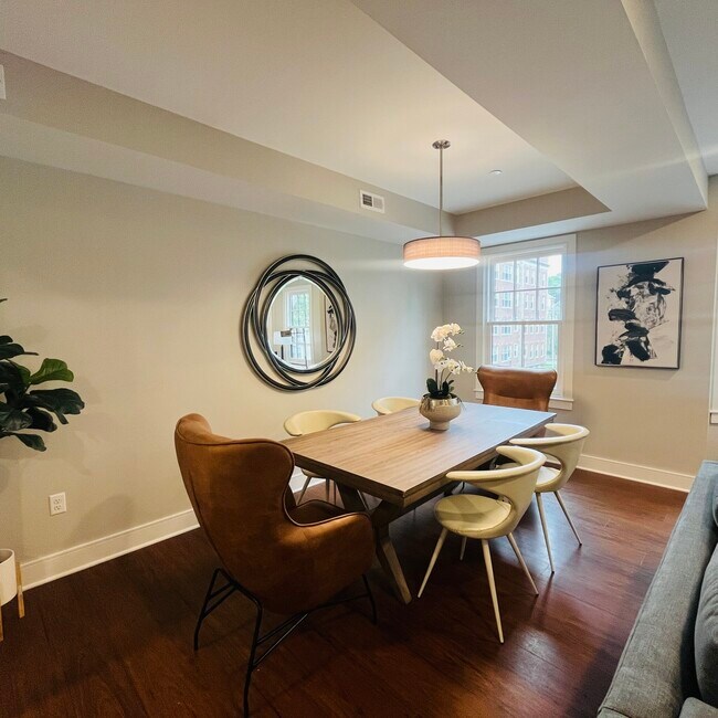 Photo - 380 Harvard St Unit 1