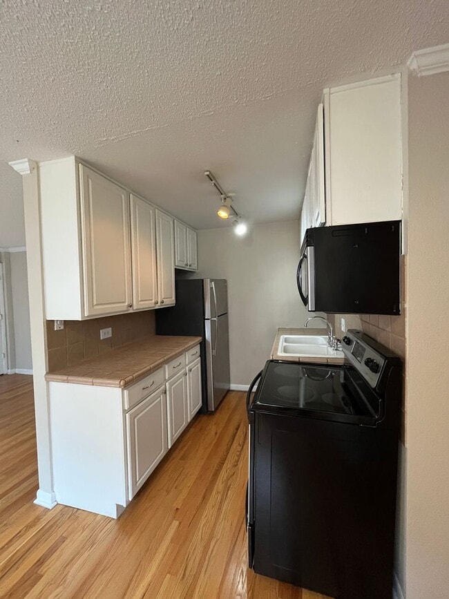 Photo - 1 bedroom condo in Denver