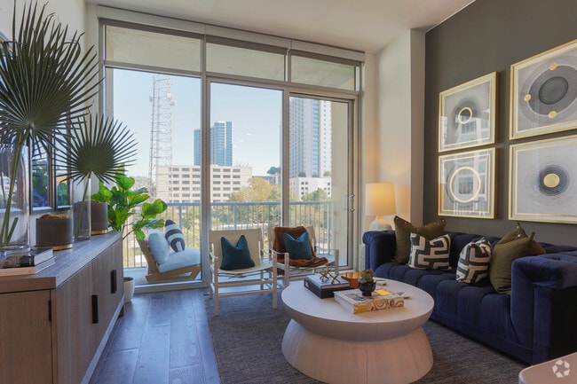 1BR, 1BA - 795 SF - Alexan on 8th