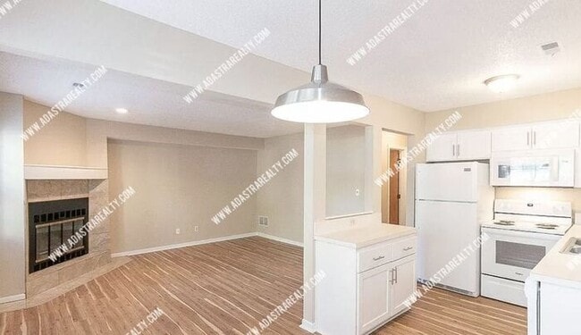 Photo - Beautiful and Spacious Townhome in LAWRENCE-Available in MAY!!