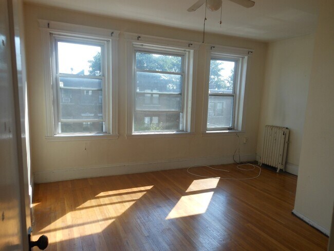 Photo - 46 Park Vale Ave Unit 9