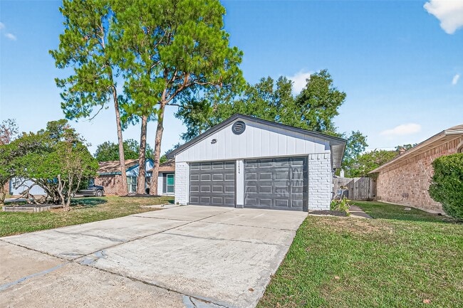 Photo - 11434 Loyola Dr