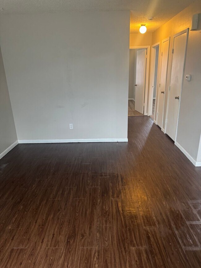 Photo - 927/929 Herold Avenue Unit 927