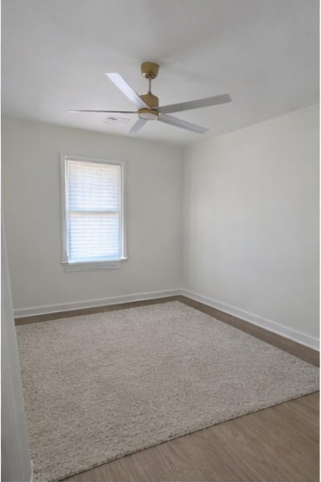 Photo - 201 Sheffield Ln