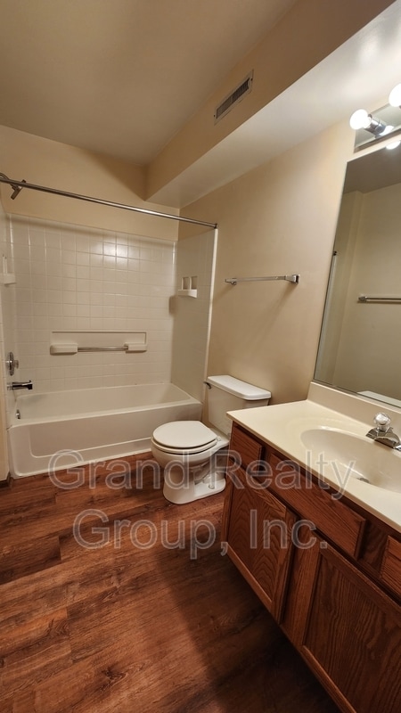 Photo - 277 W Treehouse Ln