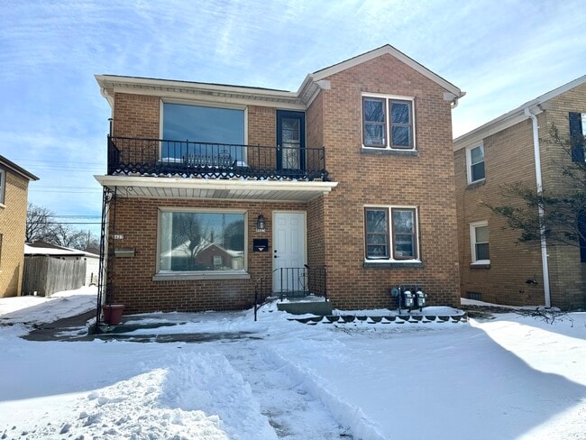 Building Photo - 8625 W Burleigh St