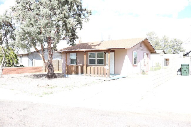 Photo - 509 Pfister Ave House