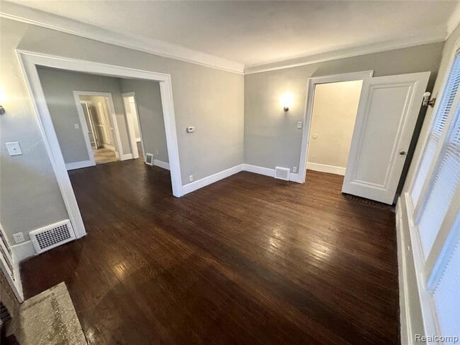 Photo - 14570 Lappin St Unit Apt 1