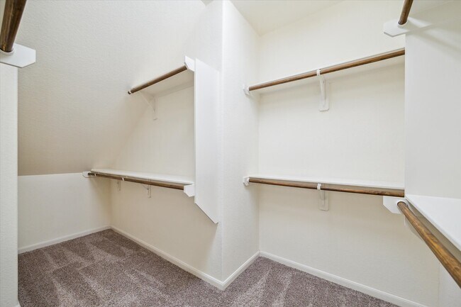 Photo - 1539 Giles Dr