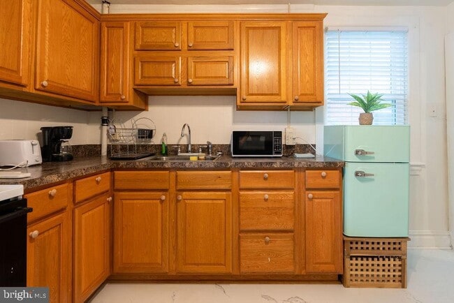 Photo - 315 Frederick St Unit B