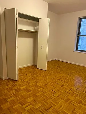 20 Maiden Ln Unit 17