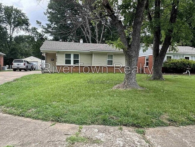 Photo - 3634 McDuff Ave